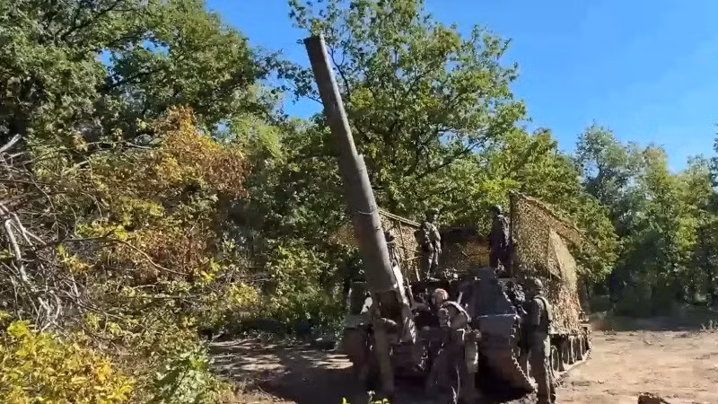 Kupyansk cũng có thể trở thành căn cứ giống như đầu cầu Dvurechnoye, giúp RFAF chuẩn bị cho một cuộc tấn công tiếp theo vào Kharkov. Câu hỏi hóc búa nhất hiện nay vẫn là ai kiểm soát một nửa thành phố, một quan điểm đã được tranh luận trong nhiều tuần.