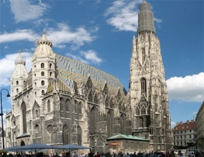 10 công trình kiến trúc Gothic nổi tiếng bậc nhất TG 