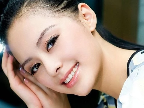Phúc khí hiển hiện... 4 nét tướng phụ nữ giúp chồng phát đạt
