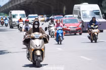 Bắc Bộ và Trung Bộ nắng nóng, chiều tối có mưa dông