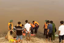 Tìm thấy thi thể nam sinh Đại học Bách khoa mất tích tại bãi bồi sông Hồng