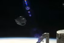 Tàu vũ trụ của SpaceX chở nhiều mẫu vật về Trái đất để nghiên cứu