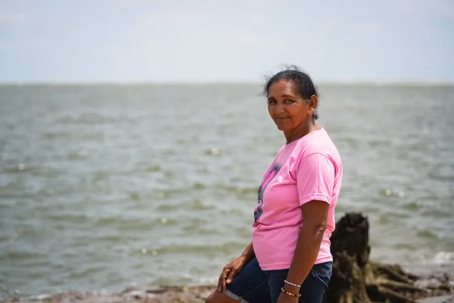 Theo Al Jazeera, trên đảo Marajo, nơi hợp lưu của sông Amazon và Đại Tây Dương ở phía bắc Brazil, cuộc sống của người dân thay đổi vì thủy triều. (Nguồn ảnh: AJ/IOM)