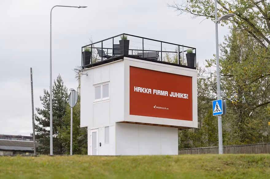 Ngôi nhà tọa lạc ở trung tâm thành phố Voru, Estonia.