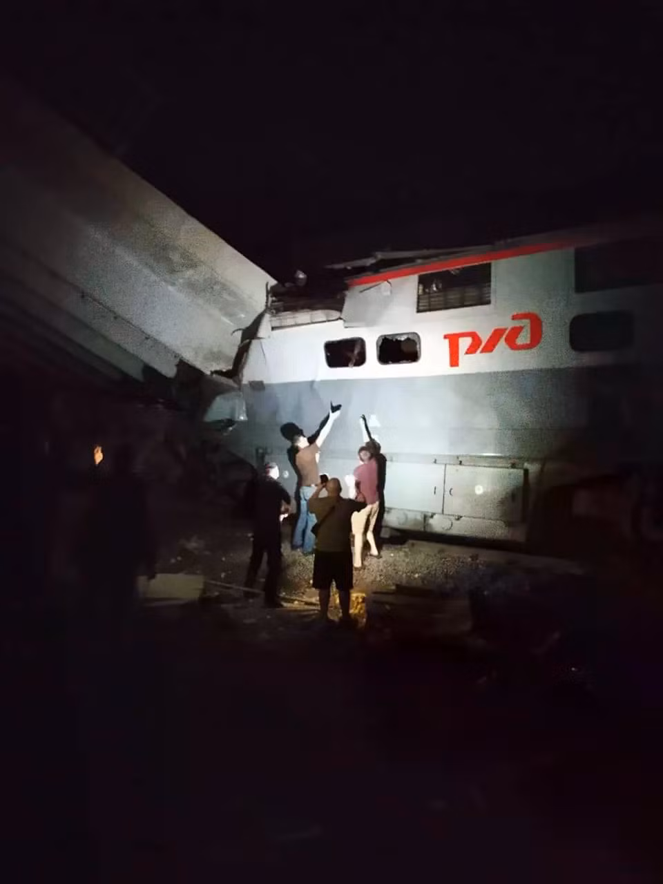 Một trung tâm tạm trú được thiết lập tại trường học ở Vygonichi để tiếp nhận những người bị nạn. Ảnh: Telegram.