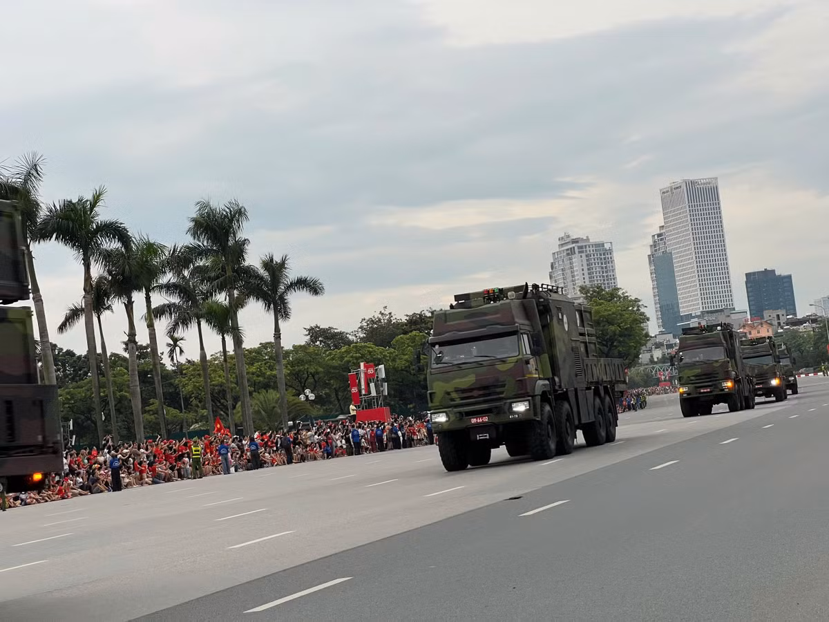 Lực lượng tham gia tổng hợp luyện có hơn 16.000 cán bộ, chiến sĩ, lực lượng vũ trang, quần chúng cùng 43 khối đi, 18 khối đứng và 14 khối xe cơ giới, khí tài hiện đại...