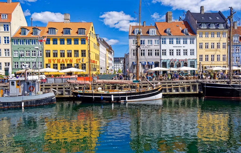 Copenhagen không chỉ là một trong những nơi hạnh phúc nhất mà còn là một trong những thành phố an toàn nhất thế giới. Ảnh: Flickr.