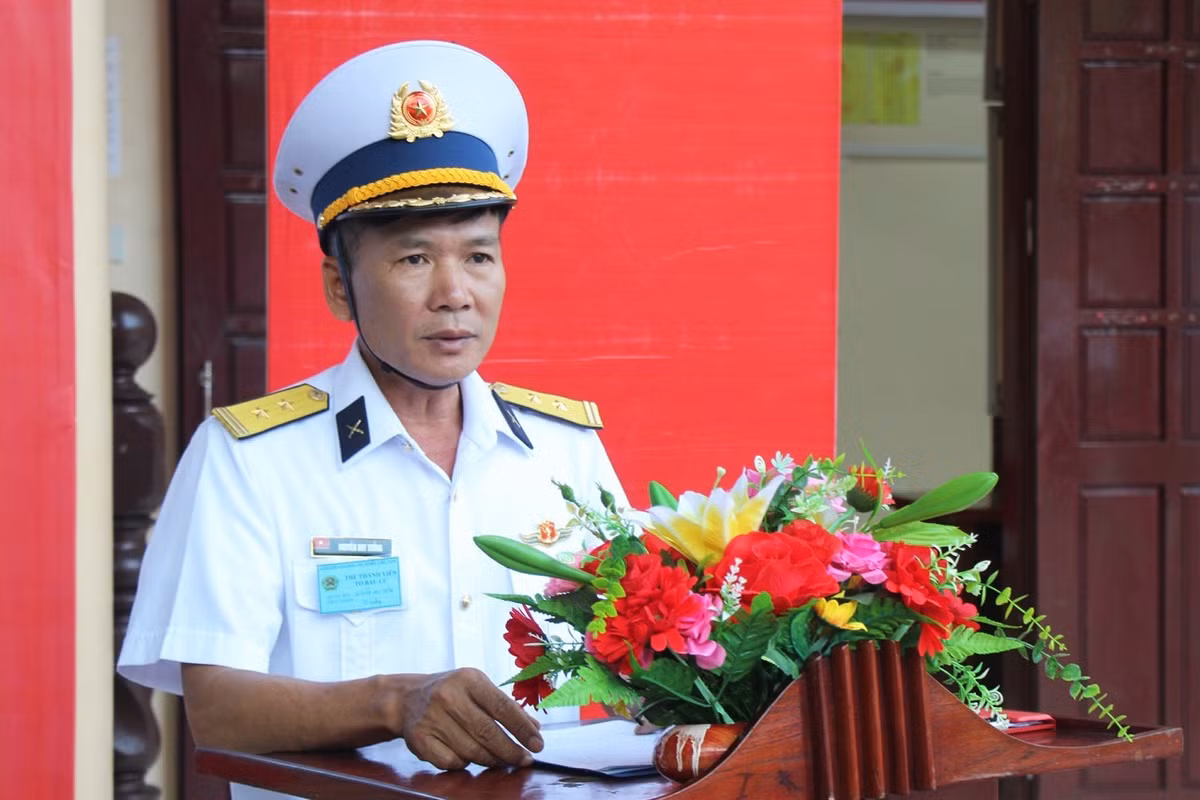 Trung tá Nguyễn Huy Tưởng – Chỉ huy trưởng đảo Sinh Tồn phát biểu khai mạc.