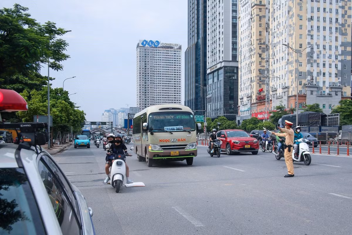 Gallery - [GALLERY] Ngày đầu nghỉ lễ 2/9: Giao thông Hà Nội thông thoáng - image 7