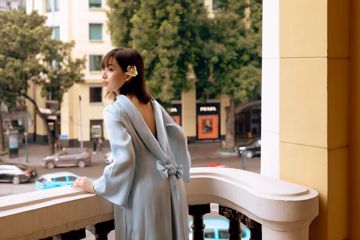 Bước ngoặt lớn trong sự nghiệp của cô đến vào năm 2019 khi đảm nhận vai “cô giáo Hồng” trong phim điện ảnh Mắt biếc của đạo diễn Victor Vũ.