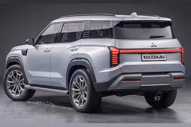Các chi tiết khác gồm tay nắm cửa truyền thống, bậc lên xuống, mui phẳng và giá nóc. Cản trước hầm hố, nắp ca-pô bề thế, phần thân dập nổi tinh tế ở dưới cửa trước và sau, trụ C kiểu thang nhấn mạnh khả năng đi đường dài.