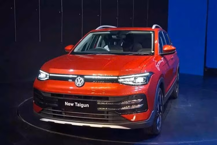 Ở phiên bản mới, Volkswagen Taigun mang đến hàng loạt thay đổi về thiết kế, trang bị và hệ truyền động. Bản cập nhật này ra đời nhằm giúp Taigun duy trì khả năng cạnh tranh trong phân khúc SUV cỡ B vốn đang có nhu cầu cao và liên tục được nâng cấp.