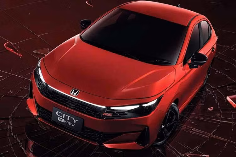 City 2026 có tổng cộng 7 màu ngoại thất tùy phiên bản, cùng 2 tùy chọn màu nội thất gồm đen và xám Platinum dành riêng cho bản e:HEV SV. Giá bán chính thức của Honda City 2026 tại Thái Lan dao động từ 569.000 - 749.000 baht (tương đương từ 450-590 triệu đồng).