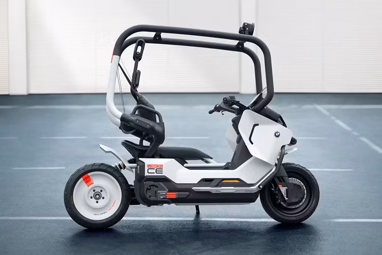 BMW Motorrad Vision CE hứa hẹn là mẫu xe đô thị hấp dẫn nhờ tính nhỏ gọn đã tối ưu sự linh hoạt cũng như dễ dàng thích nghi với không gian đô thị chật hẹp.