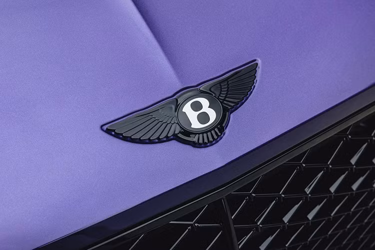 Đơn đặt hàng với màu sắc đặc biệt đã phản ánh nhu cầu cá nhân hoá của khách hàng Bentley ngày càng cao. Hiện có hơn 70% khách hàng chọn ít nhất một tính năng Mulliner trong cấu hình xe của họ.