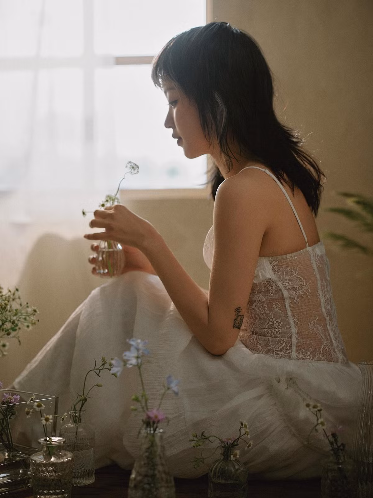 Dù không còn xuất hiện thường xuyên trước công chúng, nhưng mỗi hình ảnh mới của Mi Vân vẫn luôn nhận được sự quan tâm và tình cảm lớn từ người hâm mộ.