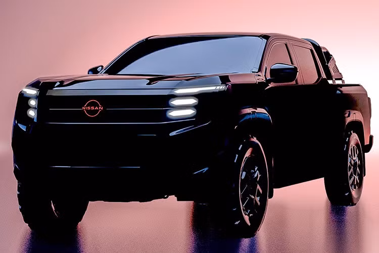 Hãng xe Nissan vừa chính thức tung ra hình ảnh teaser đầu tiên của mẫu bán tải Navara thế hệ thứ tư, ấn định thời điểm ra mắt toàn cầu vào ngày 19/11/2025. Đây là phiên bản kế nhiệm của dòng Navara D23 đã ra mắt từ năm 2014 và từng được nâng cấp facelift vào năm 2020.