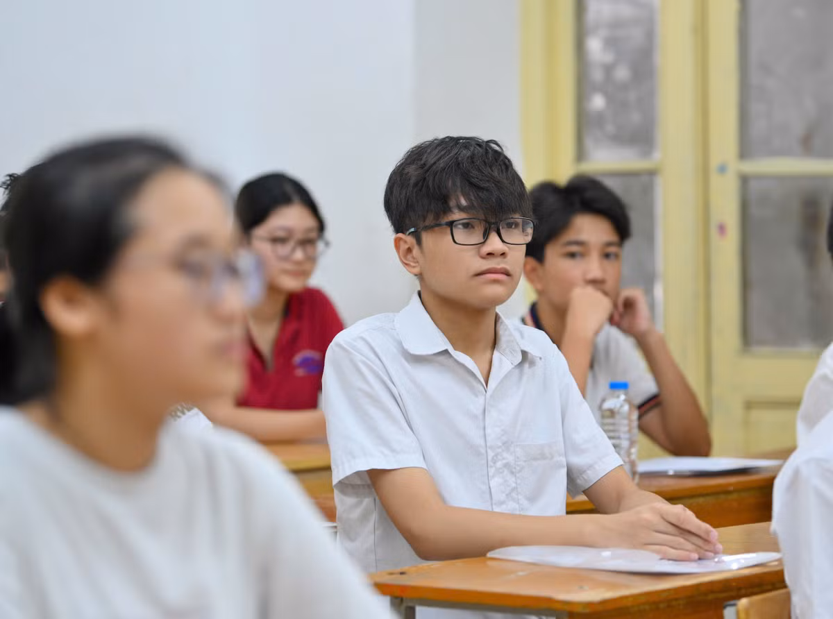 Kỳ thi tuyển sinh vào lớp 10 THPT công lập năm học 2026-2027 tại Hà Nội sẽ diễn ra trong hai ngày 30 và 31/5; các môn chuyên được tổ chức vào ngày 1/6.