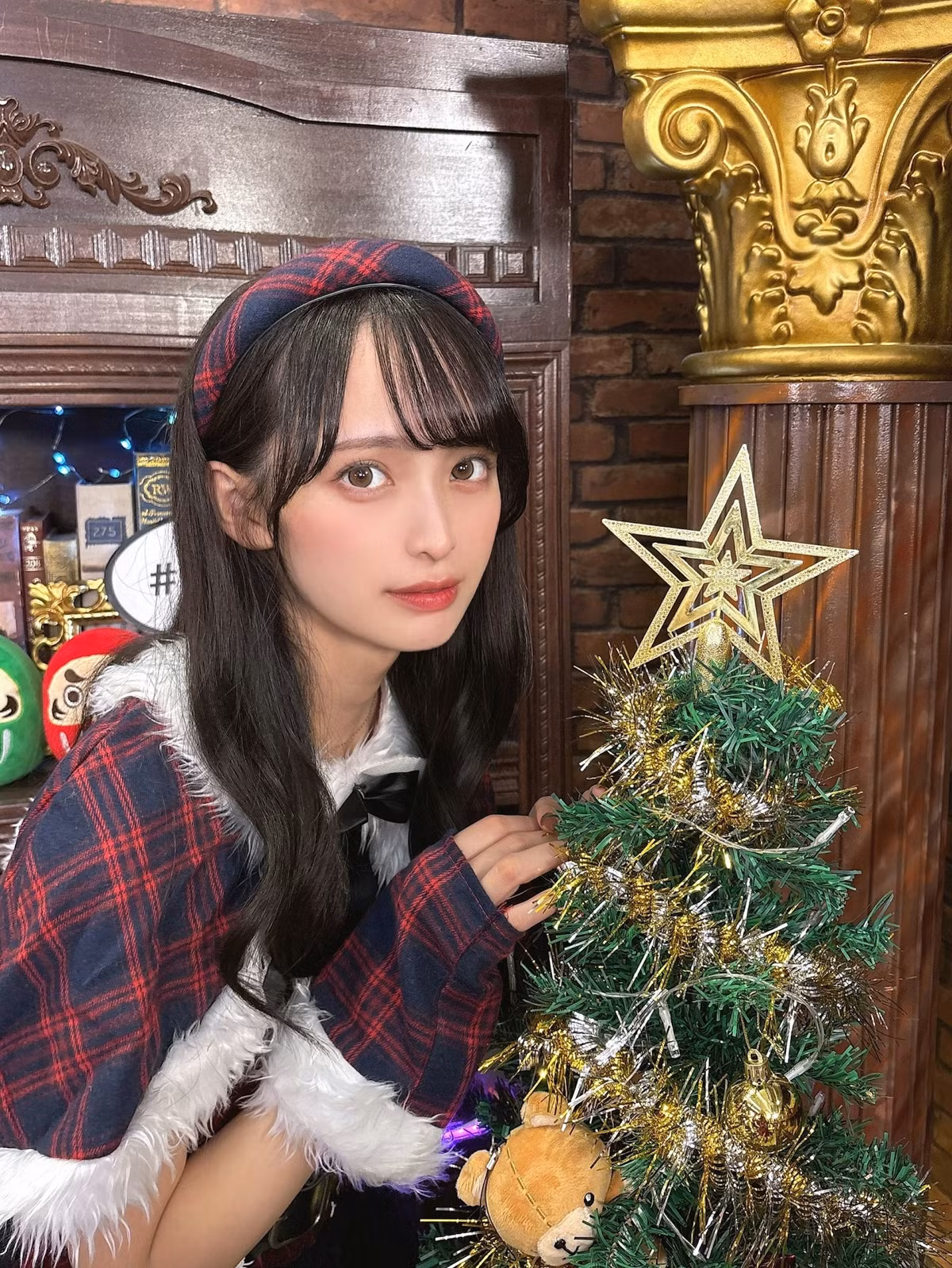 Chính sự tự nhiên ấy lại trở thành thứ vũ khí mạnh nhất, giúp nữ idol nổi bật giữa rừng hình ảnh lung linh nhưng thiếu cảm xúc trên mạng xã hội hiện nay.