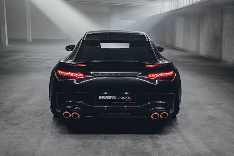 Brabus tiết lộ Rocket GTS, mẫu xe thừa hưởng thiết kế và sự thể thao nổi bật. Tác phẩm mới này được thực hiện dựa trên chiếc xe đến từ nhà máy tại Affalterbach, không ai khác Mercedes-AMG GT.