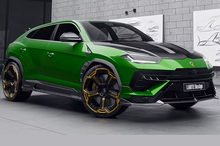 "Với Lamborghini Urus, mục tiêu là nhấn mạnh tỷ lệ và sự hiện diện của nó” Brano Mauks - trưởng bộ phận thiết kế tại Larte, cho biết. Mauks gia nhập công ty sau khi làm việc trên các mẫu Ferrari, bao gồm F12, Ferrari P540 Superfast Aperta, và Ferrari Sergio phiên bản giới hạn.