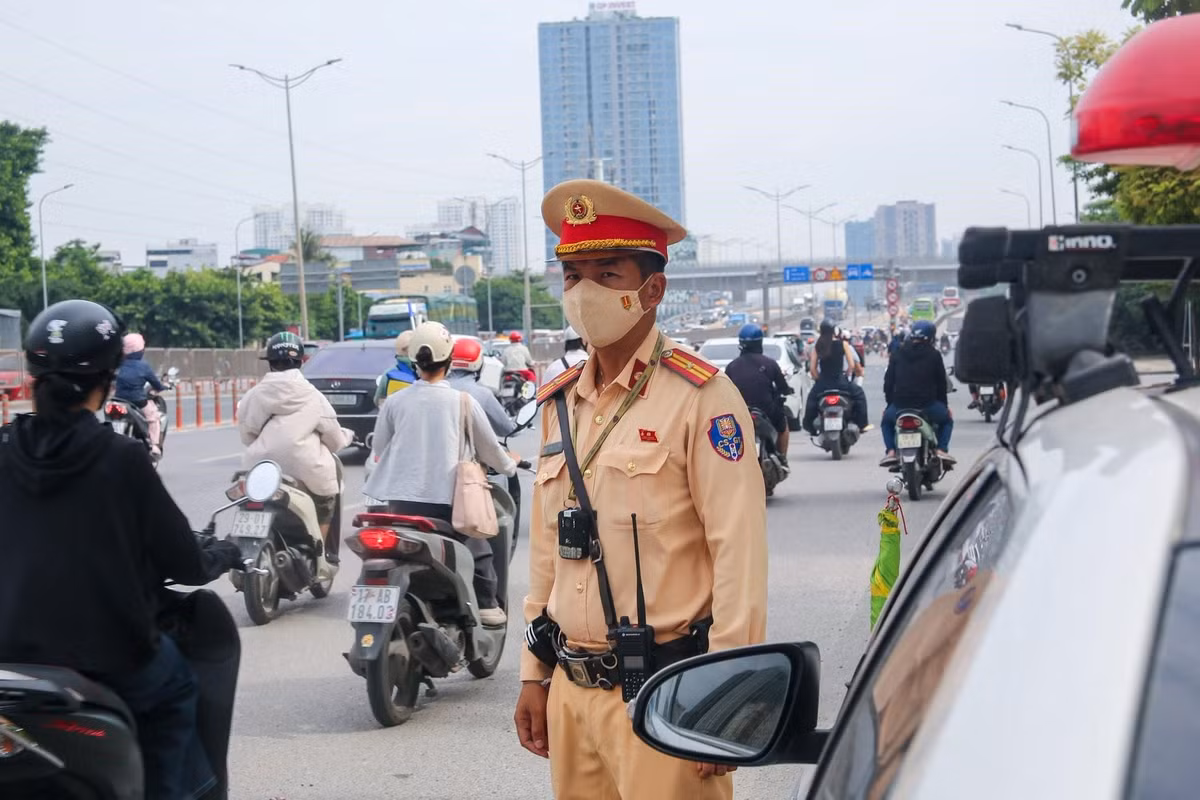 Gallery - [GALLERY] Ngày đầu nghỉ lễ 2/9: Giao thông Hà Nội thông thoáng - image 9