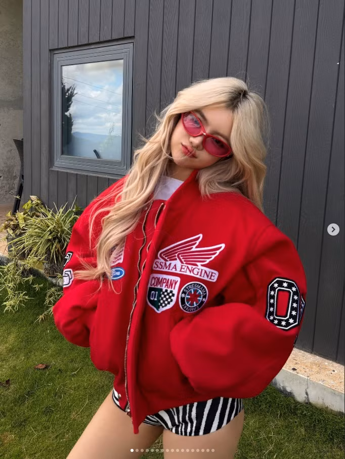 Ciin sở hữu loạt clip nhảy cover Kpop và biến hình hàng chục triệu view.