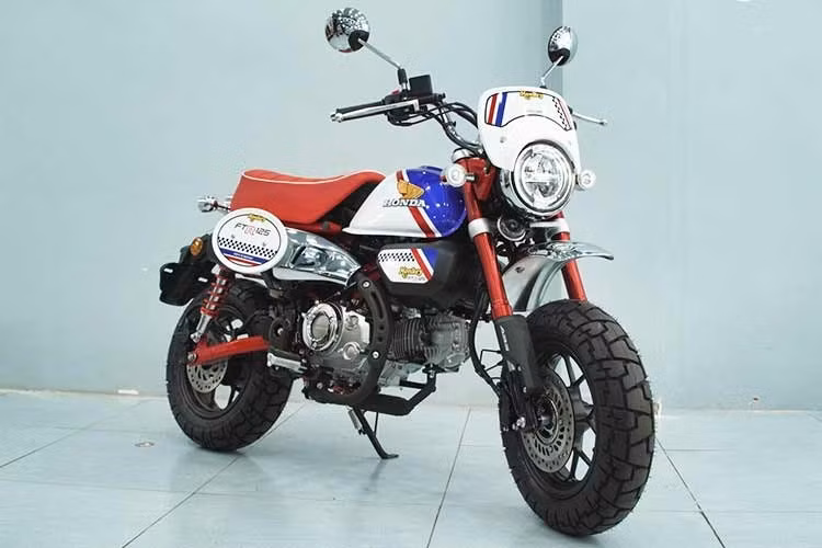 Đặc biệt tại Việt Nam, nơi văn hóa sưu tầm Super Cub, Dax, CT125, Monkey và các dòng xe Honda biểu tượng ngày càng phát triển, Monkey FTR 125 xuất hiện đúng thời điểm để trở thành một "món đồ chơi cao cấp" mà nhiều người đam mê xe mong muốn sở hữu.