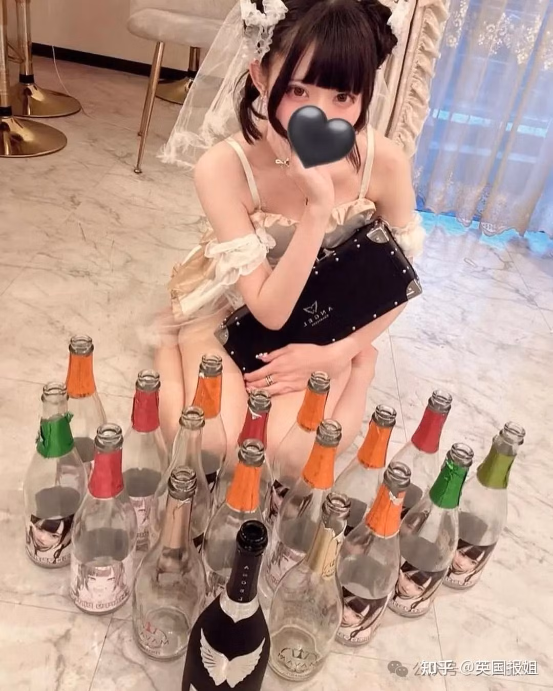 Ngay lập tức, cô bạn gái coser Sato Saki bị bắt giữ tại chỗ. Sau đó, cảnh sát lục soát điện thoại Sato và phát hiện hàng loạt hình ảnh, video quay lại cảnh bạn trai bị đánh đập, chảy máu, gãy tay, bị lăng mạ và làm nhục... tất cả trở thành bằng chứng không thể chối cãi.