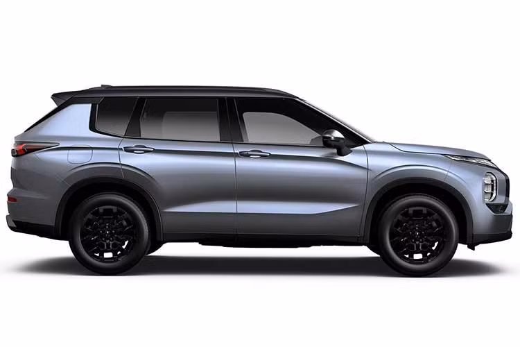 Ba màu ngoại thất được áp dụng cho phiên bản Mitsubishi Outlander LS Black Edition 2026 mới này bao gồm Graphite Gray (xám than), Moonstone Gray (xám ánh trăng) và White Diamond (trắng kim cương).