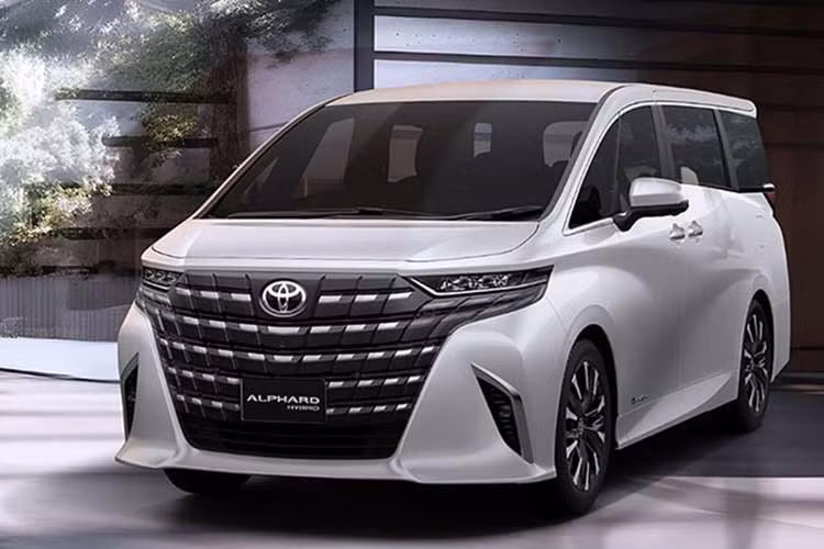 Toyota Alphard: 35 xe ﻿Toyota Alphard là một gương mặt quen thuộc khác góp mặt trong top 10 ô tô bán kém nhất Việt Nam trong tháng 4/2026. Doanh số của mẫu xe này chỉ dừng ở mức 35 chiếc, tăng nhẹ 16,6%. Trong khi đó, doanh số cộng dồn từ đầu năm đến nay của mẫu MPV cỡ lớn này đạt 122 chiếc. Toyota Alphard vốn không phải là mẫu xe dành cho số đông ở Việt Nam vì giá bán lên đến 4,37-4,415 tỷ đồng.