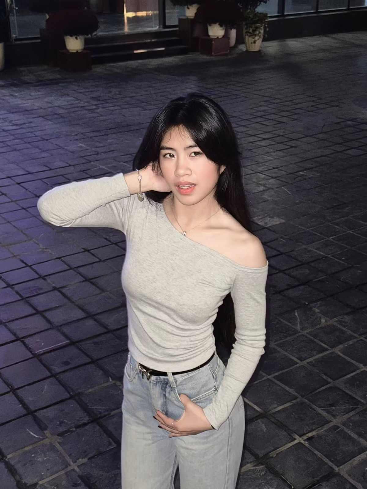 Không chỉ nổi bật với kỹ thuật, tốc độ và lối chơi xông xáo, Thanh Nhã còn truyền cảm hứng bởi hình ảnh hiện đại, năng động và đầy bản lĩnh.