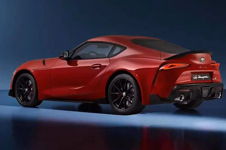 Mẫu xe thể thao đã bị khai tử Toyota GR Supra có màn chia tay đầy ấn tượng với doanh số tăng trưởng 71,9% trong 6 tháng đầu năm 2026. Cụ thể, Toyota đã bàn giao 2.116 chiếc GR Supra cho khách hàng Mỹ trong nửa đầu năm nay trong khi con số tương ứng trong cùng kỳ năm 2025 là 1.231 xe.