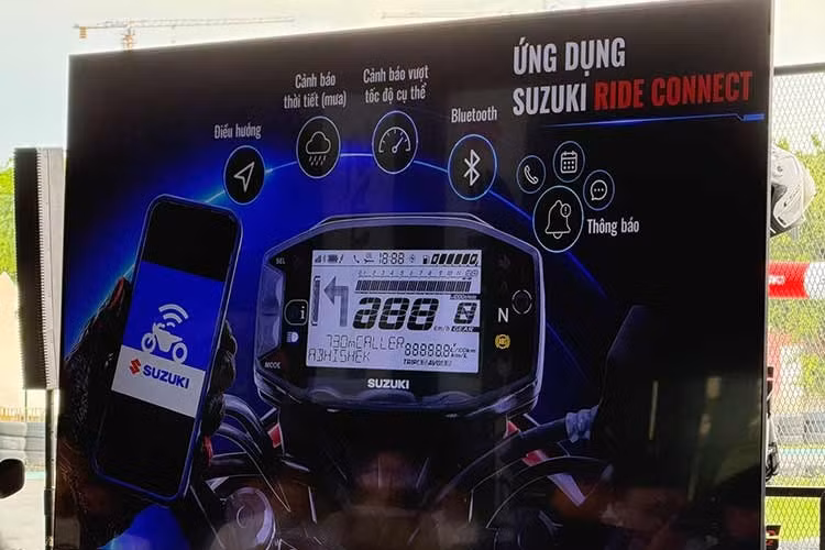 Suzuki Satria F150 mới tiếp tục sử dụng động cơ DOHC dung tích 147,3cc, đường kính x hành trình piston là 62x48mm, sản sinh công suất tối đa 18,2 mã lực tại 10.000 vòng/phút.