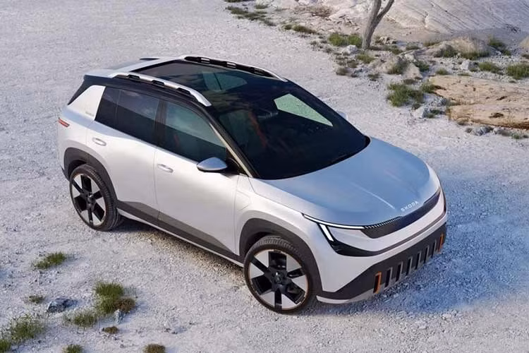 Skoda từng hé lộ mức giá khởi điểm dự kiến của Epiq là 26.000 Euro (khoảng 805 triệu đồng) tại thị trường châu Âu. Nếu giữ đúng lộ trình giá này, Epiq sẽ trở thành một trong những mẫu xe điện dễ tiếp cận nhất của tập đoàn Volkswagen, tạo lợi thế cạnh tranh trước làn sóng xe điện giá rẻ từ Trung Quốc đang thâm nhập thị trường lục địa già.