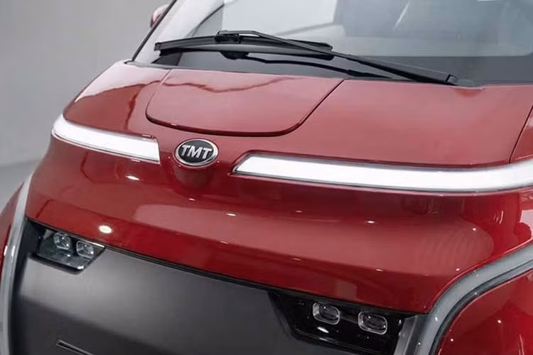 Theo công bố của nhà sản xuất, Nano S05 có phạm vi hoạt động khoảng 120 km sau mỗi lần sạc đầy. Đây là con số đủ đáp ứng nhu cầu đi lại hàng ngày của phần lớn người dùng đô thị, đặc biệt với nhóm khách hàng chỉ di chuyển khoảng 10-20 km mỗi ngày.