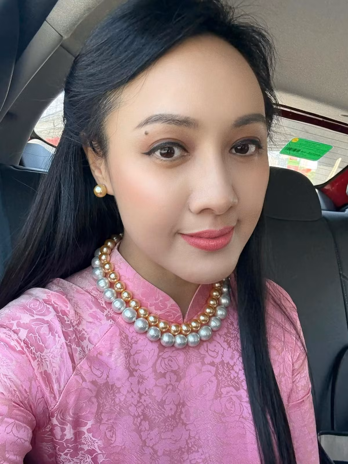 Để giảm thiểu rủi ro từ vấn nạn giả mạo, nghệ sĩ cần tập trung xây dựng các kênh truyền thông chính thức, đồng thời thường xuyên thông tin đến khán giả.