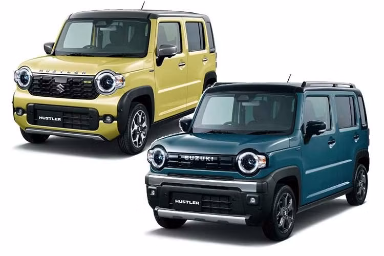 Ngoài ra, Suzuki còn bổ sung thêm hai màu sơn mới gồm Fusion Yellow Pearl Metallic kết hợp nóc Gunmetal và Woodland Khaki Metallic đi cùng nóc Urban Brown nhằm nhấn mạnh phong cách phiêu lưu của mẫu xe này.