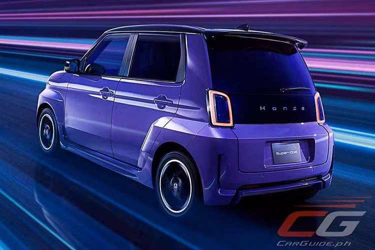 Một trong những lý do quan trọng giúp Super-One được quan tâm là mức giá. Xe được Honda công bố vào ngày 22/5 với giá khởi điểm 3.390.200 yên (khoảng 21.300 USD - hơn 560 triệu đồng). Trong bối cảnh nhiều mẫu xe điện vẫn có giá khá cao, một chiếc EV mang thương hiệu Honda, có phong cách thể thao và giá dễ tiếp cận tạo ra sức hút rõ rệt.
