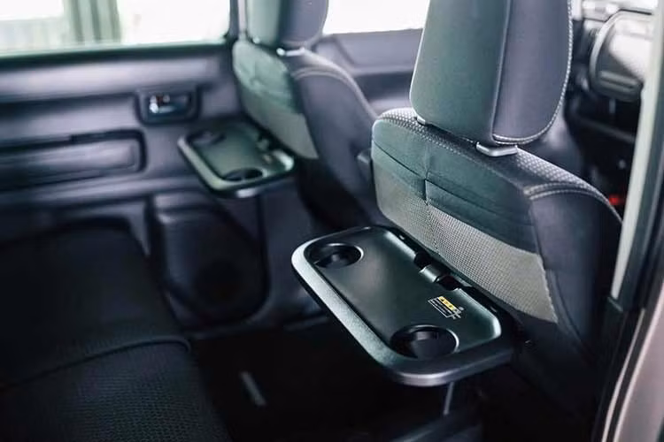 Phiên bản hút khí tự nhiên cho công suất khoảng 48 mã lực, trong khi bản tăng áp đạt khoảng 63 mã lực. Xe có tùy chọn dẫn động cầu trước hoặc dẫn động bốn bánh, kết hợp hộp số CVT tiêu chuẩn.