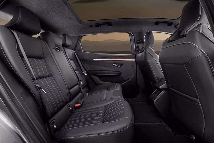 Mẫu xe SUV Mitsubishi Eclipse Cross EV 2027 thuần điện phiên bản nâng cấp sẽ bắt đầu nhận đơn đặt hàng tại các thị trường châu Âu từ tháng 11/2026.