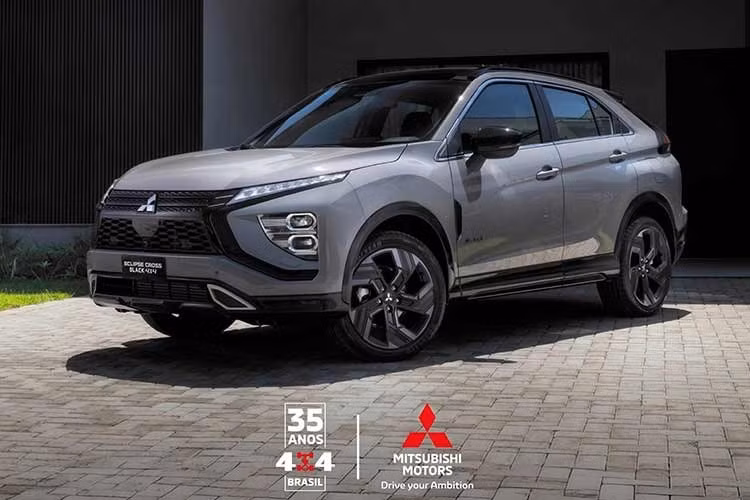 Đáng chú ý, Eclipse Cross EV từng có giá khởi điểm 45.690 Euro (53.000 USD) tại thị trường Hà Lan khi ra mắt vào năm ngoái. Điều này đồng nghĩa với việc giá khởi điểm của xe đã giảm đến 12.700 Euro (14.700 USD).