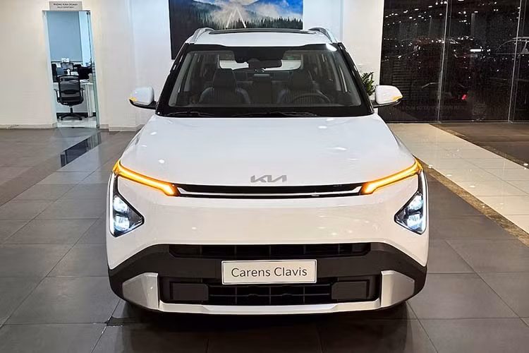 Gallery -  [GALLERY] Tận thấy Kia Carens Clavis 2026 tại Việt Nam, giá bán vẫn là ẩn số - image 6