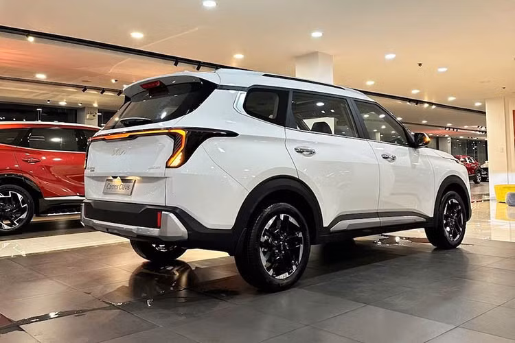 Gallery -  [GALLERY] Tận thấy Kia Carens Clavis 2026 tại Việt Nam, giá bán vẫn là ẩn số - image 10