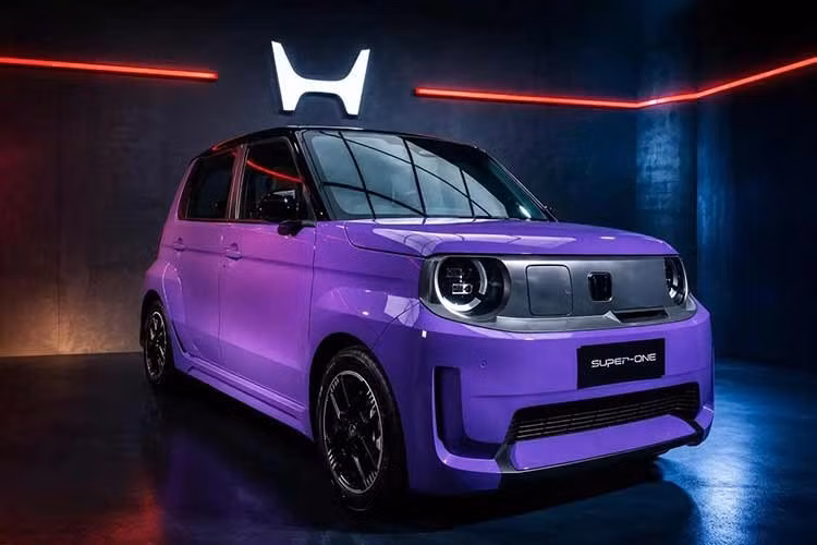 Honda đã xác nhận sẽ giới thiệu mẫu hatchback điện cỡ A Super-One tại Triển lãm Ô tô Quốc tế Gaikindo Indonesia (GIIAS) 2026. Sau Singapore, Indonesia là thị trường thứ hai trong khu vực Đông Nam Á đón nhận mẫu xe điện đô thị có thiết kế cá tính này.