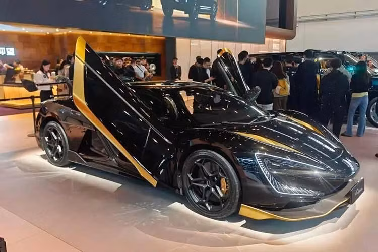 Việc trưng bày U9 Xtreme đã phản ánh định vị của Yangwang trong cả phân khúc ô tô hiệu suất cao lẫn hạng sang trong danh mục sản phẩm của BYD. Yangwang hoạt động như thương hiệu cao cấp của BYD, nhắm tới các phân khúc doanh số thấp nhưng giá bán cao. Sản lượng giới hạn 30 chiếc của U9 Xtreme phù hợp với chiến lược này, ưu tiên tính độc quyền thay vì quy mô sản xuất.