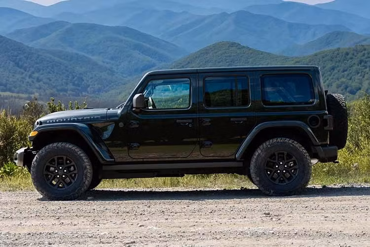 Gallery - [GALLERY] Jeep ra mắt Wrangler Smoky Mountain 2027 cho tín đồ off-road - image 11