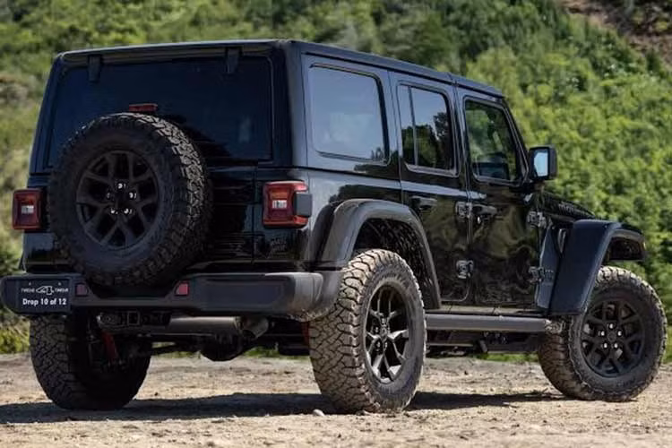 Gallery - [GALLERY] Jeep ra mắt Wrangler Smoky Mountain 2027 cho tín đồ off-road - image 17
