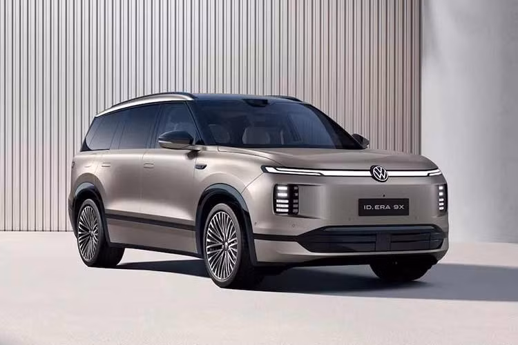Khi ngày càng nhiều hãng xe tập trung mạnh vào thị trường ôtô điện Trung Quốc vốn đang thay đổi rất nhanh, người mua ở các khu vực khác trên thế giới lại bị bỏ lỡ nhiều sản phẩm thực sự thú vị. Mẫu xe SUV điện Volkswagen ID. Era 9X 2027 là một ví dụ mới nhất.