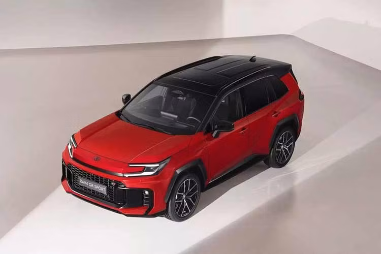 Toyota RAV4 2026 thế hệ thứ 6 hiện đã sở hữu phiên bản mạnh nhất từ trước tới nay mang tên GR Sport trên thị trường. Tuy nhiên, hãng xe Toyota cho biết hiện họ vẫn đang cân nhắc khả năng phát triển một biến thể GR thực thụ nếu nhận được đủ sự quan tâm từ khách hàng.